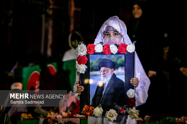 اجتماع دختران کشور دوست