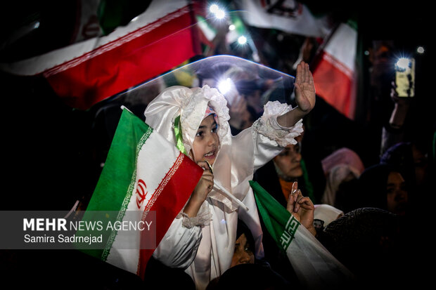 اجتماع دختران کشور دوست