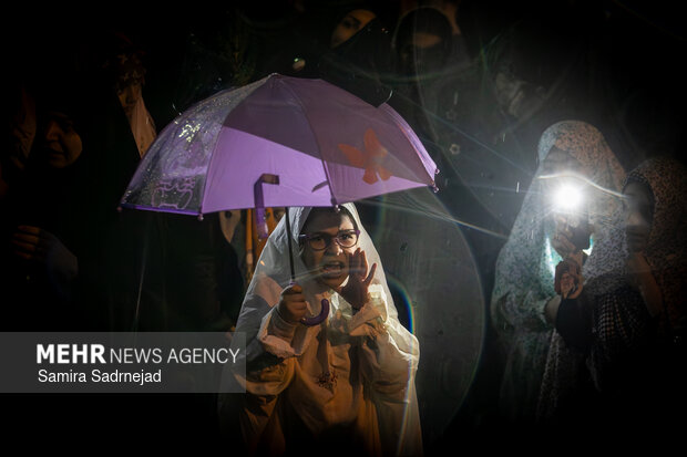 اجتماع دختران کشور دوست