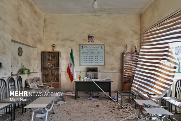 آثار تجاوزات هوایی آمریکایی - صهیونی در دبستان بعثت تبریز