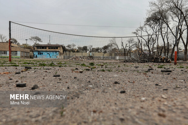 آثار تجاوزات هوایی آمریکایی - صهیونی در دبستان بعثت تبریز