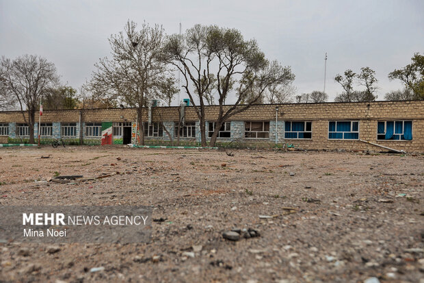 آثار تجاوزات هوایی آمریکایی - صهیونی در دبستان بعثت تبریز