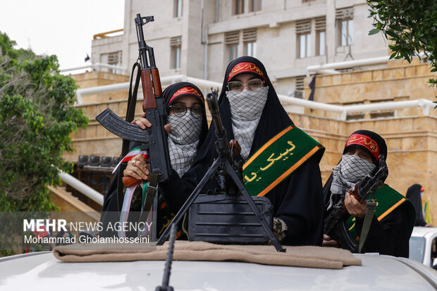 رژه خودرویی بانوان جان فدا بوشهر