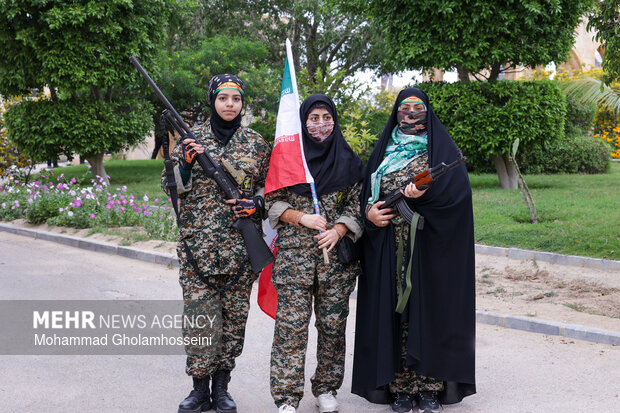 رژه خودرویی بانوان جان فدا بوشهر