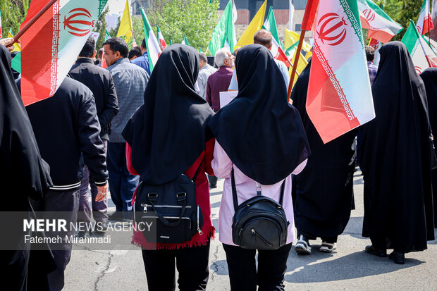 مراسم بزرگداشت رهبر شهید در دانشگاه علوم پزشکی ایران