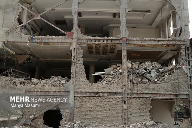 بازدید سفرای کشورهای خارجی از جنایات آمریکایی - صهیونیستی در تهران