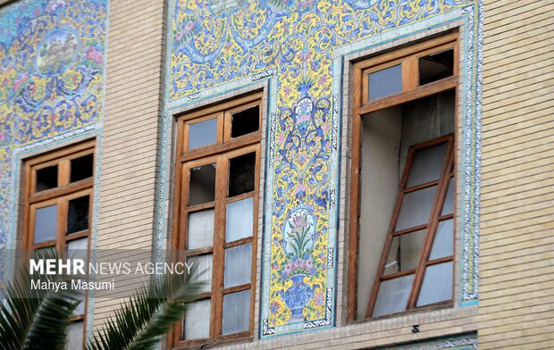 بازدید سفرای کشورهای خارجی از جنایات آمریکایی - صهیونیستی در تهران