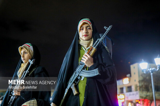 دختران جان فدای ایران در شهرکرد