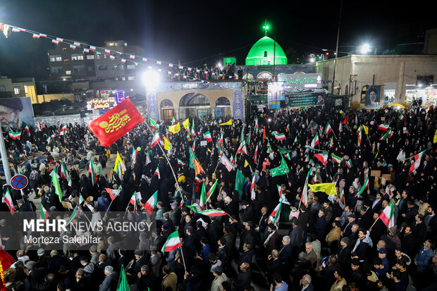 دختران جان فدای ایران در شهرکرد