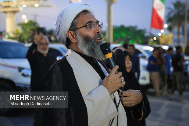 اجتماع دختران جان فدای ایران در جزیره قشم