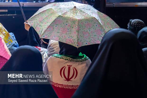 اجتماع حمایت از رزمندگان در مقابله با دشمن آمریکایی - صهیونی