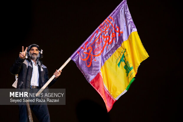 اجتماع حمایت از رزمندگان در مقابله با دشمن آمریکایی - صهیونی