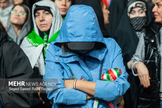 People in Tehran condemns US-Israeli aggression, back Leader
