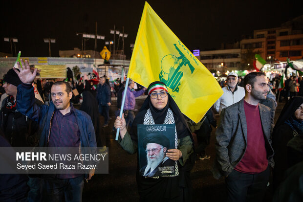 People in Tehran condemns US-Israeli aggression, back Leader
