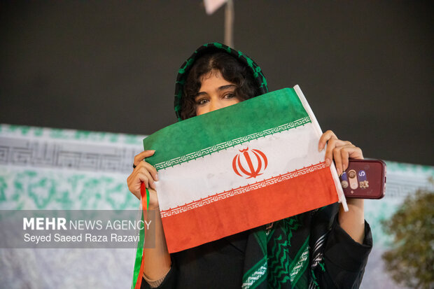 People in Tehran condemns US-Israeli aggression, back Leader
