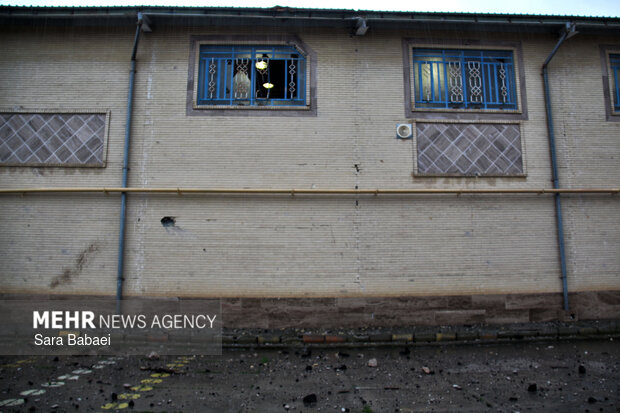 خسارات حمله آمریکایی-صهیونیستی به سالن ورزشی روانسر