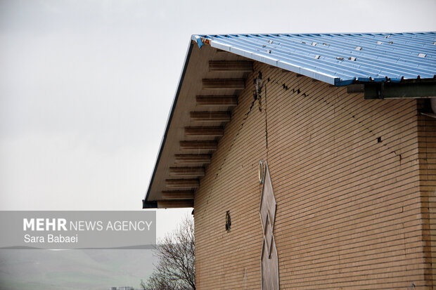 خسارات حمله آمریکایی-صهیونیستی به سالن ورزشی روانسر