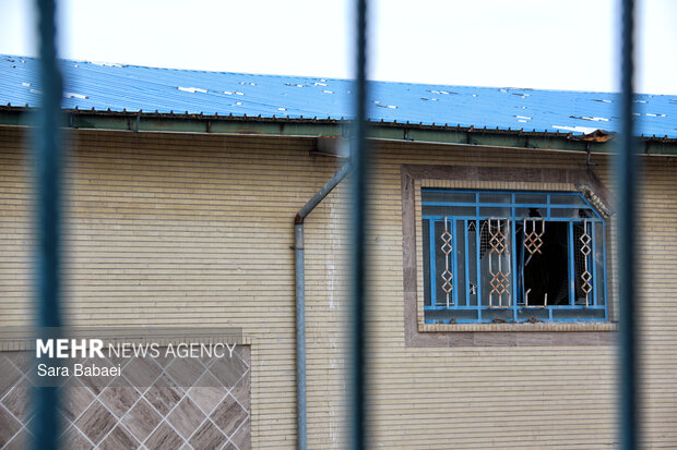 خسارات حمله آمریکایی-صهیونیستی به سالن ورزشی روانسر