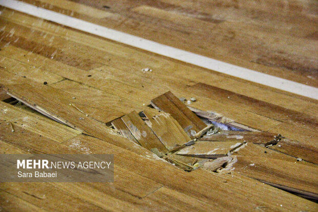 خسارات حمله آمریکایی-صهیونیستی به سالن ورزشی روانسر