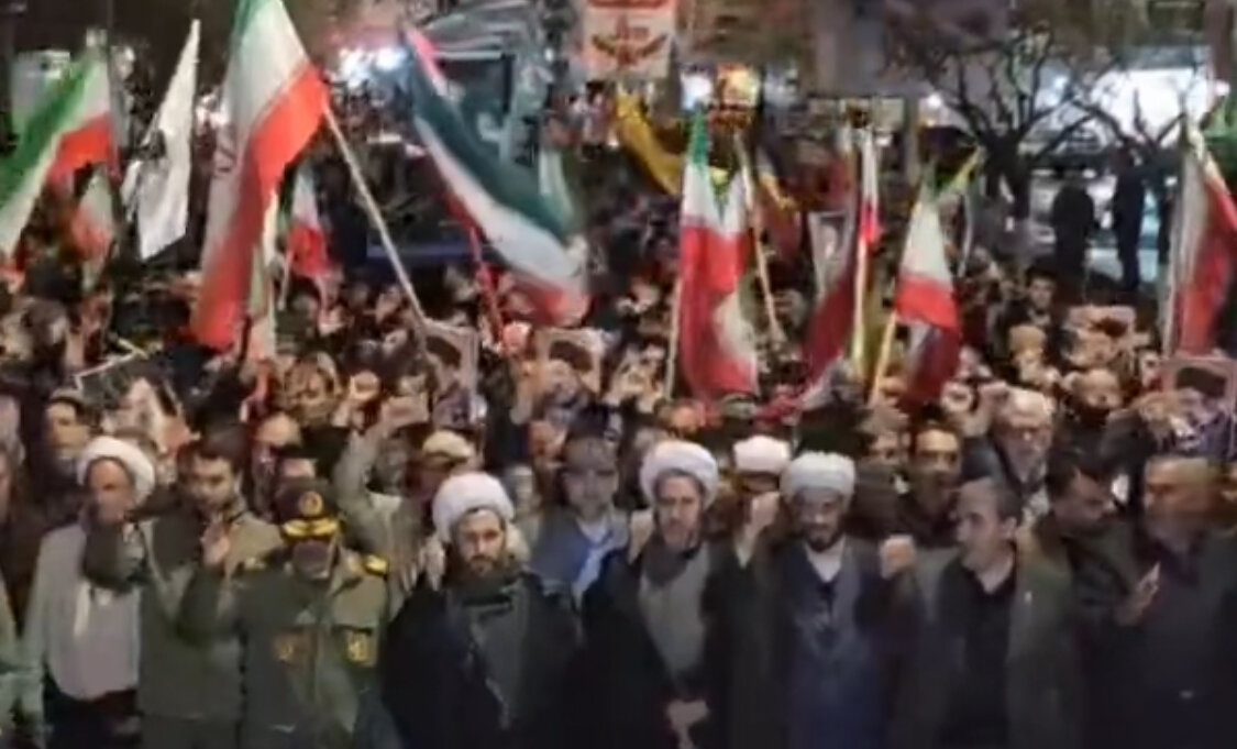 مردم خوی در موج ۶۱ مقاومت ملی همچنان در خیابان هستند