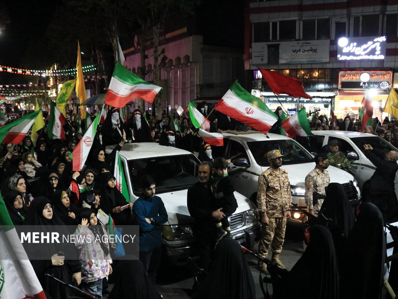 رژه دختران جان فدای ایران در فومن