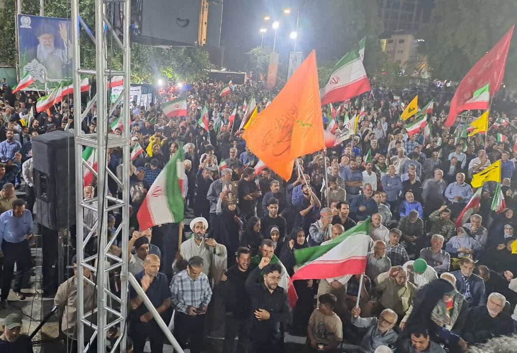 مردم بوشهر در تجمعی شبانه حضور یافتند – خبرگزاری مهر | آخرین اخبار ایران و جهان مردم بوشهر در تجمعی شبانه حضور یافتند – خبرگزاری مهر | آخرین اخبار ایران و جهان