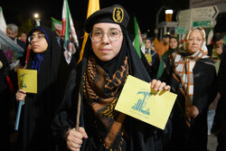 اجتماع مردمی و بزرگداشت شهدای لبنانی در مشهد