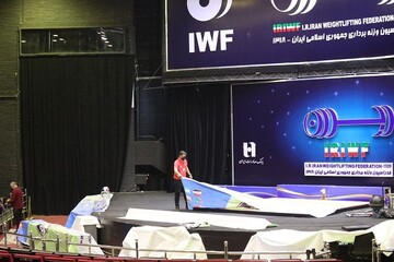 خسارت وارده به سالن ایرانیان وزنه‌برداری پس از بمباران + عکس