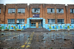 آثار تجاوزات آمریکایی-صهیونیستی در دبستان سمیه کرمانشاه