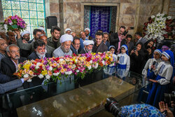 آئین گلباران آرامگاه سعدی شیرازی