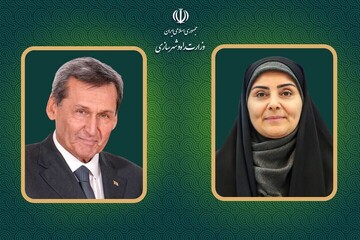 إيران وتركمانستان تناقشان قضايا النقل والتجارة والاقتصاد والطاقة