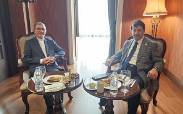 İran-Türkiye ilişkileri Van'da ele alındı