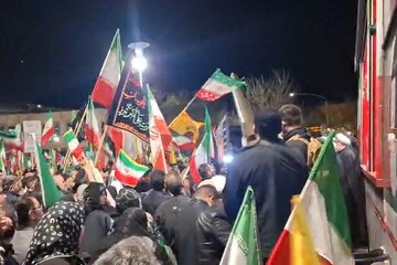 پنجاه‌ودومین شب حماسه حضور مردم تبریز در میدان ساعت