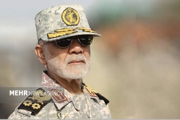 هشدار رئیس ستاد کل نیروهای مسلح در خصوص کمک به ارتش متجاوز آمریکا هشدار رئیس ستاد کل نیروهای مسلح در خصوص کمک به ارتش متجاوز آمریکا