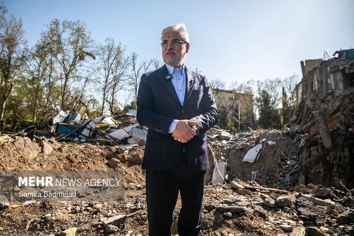 بازدید وزیر علوم از پژوهشگاه هوافضا