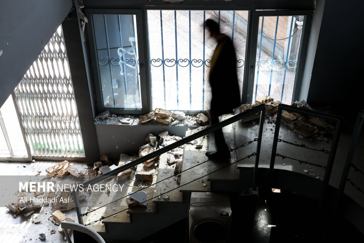 تخریب بخشی از کارخانه‌ها در جنگ رمضان