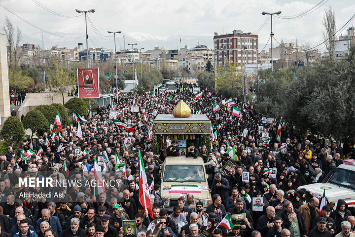 تشییع پیکر سردار شهید علی‌محمد نائینی