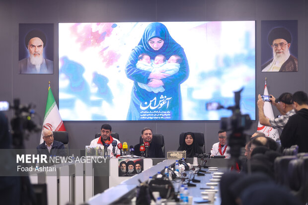 آیین تجلیل از کادر امداد و سلامت