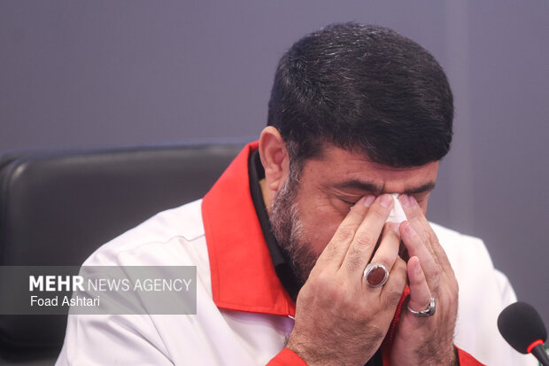 آیین تجلیل از کادر امداد و سلامت