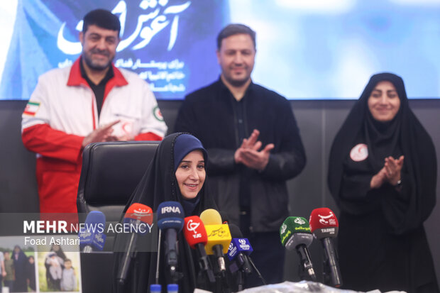 Ceremony to honor relief, health workers held in Tehran