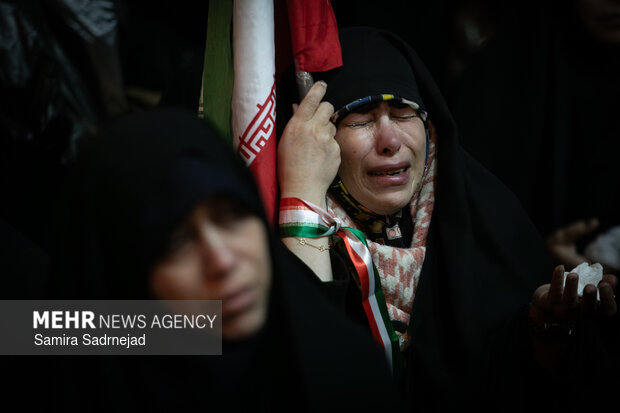 اجتماع حمایت از رزمندگان در مقابله با دشمن آمریکایی - صهیونی