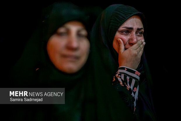 اجتماع حمایت از رزمندگان در مقابله با دشمن آمریکایی - صهیونی