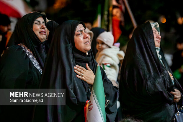 اجتماع حمایت از رزمندگان در مقابله با دشمن آمریکایی - صهیونی