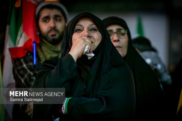 اجتماع حمایت از رزمندگان در مقابله با دشمن آمریکایی - صهیونی