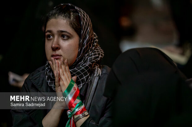 اجتماع حمایت از رزمندگان در مقابله با دشمن آمریکایی - صهیونی