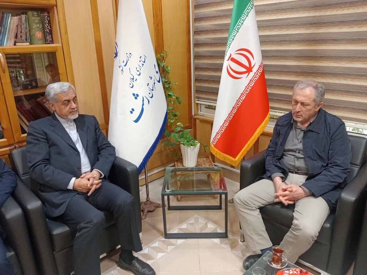فرماندار رشت: حضور میدانی مدیران مانع بروز چالش در جنگ رمضان شد فرماندار رشت: حضور میدانی مدیران مانع بروز چالش در جنگ رمضان شد