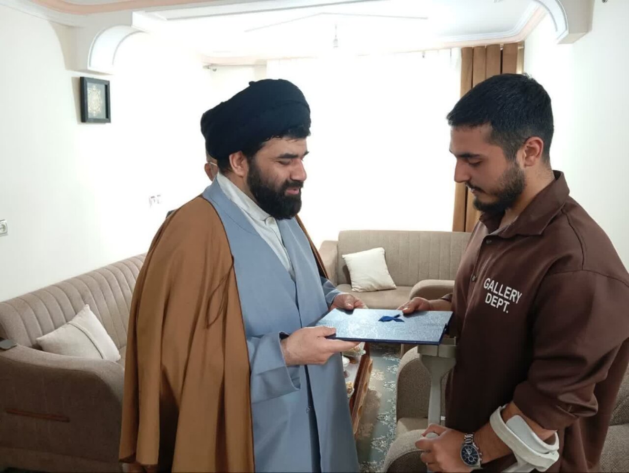 قدردانی از سرباز آسیبدیده در جنگ تحمیلی علیه آمریکا و صهیونیسم – خبرگزاری مهر | اخبار ایران و جهان قدردانی از سرباز آسیبدیده در جنگ تحمیلی علیه آمریکا و صهیونیسم – خبرگزاری مهر | اخبار ایران و جهان