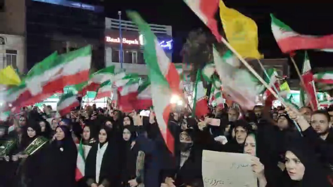 مردم ارومیه در موج ۷۰ شب‌های اقتدار پای انقلاب ایستاده اند