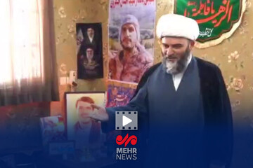 دیدار حجت‌الاسلام قمی با خانواده شهید احسان جنگروی