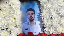 تشییع پیکر شهید مدافع امنیت در خرم‌آباد